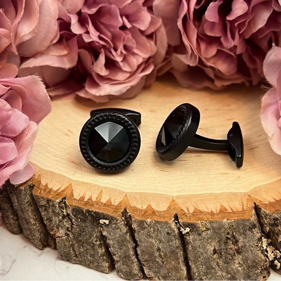 Elegant Round Black Obsidian Cufflinks - Picture 8 of 17